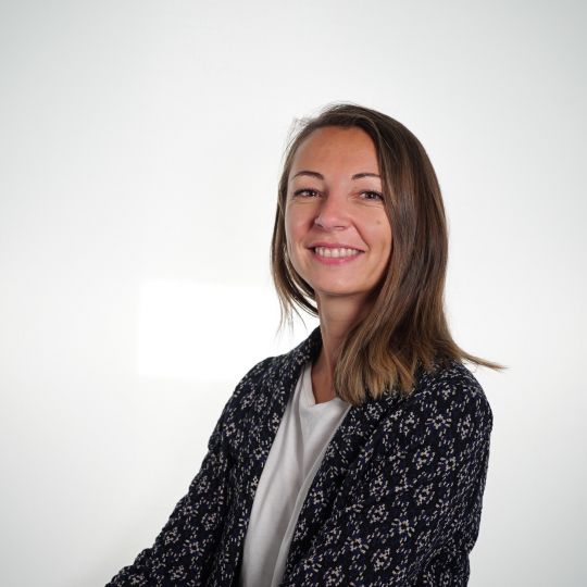 ambre-directrice-clientele